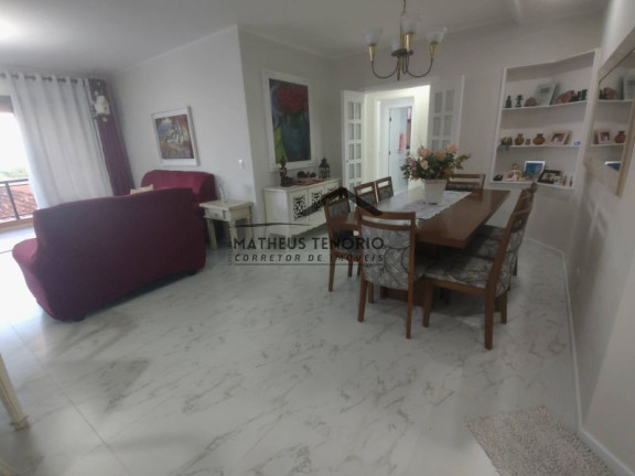 Imagem Apartamento com 3 Quartos à Venda, 130 m²