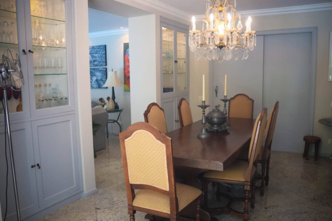 Imagem Casa com 1 Quarto à Venda, 458 m² em Alphaville - Santana De Parnaíba Imagem Casa com 1 Quarto à Venda, 458 m² em Alphaville - Santana De Parnaíba