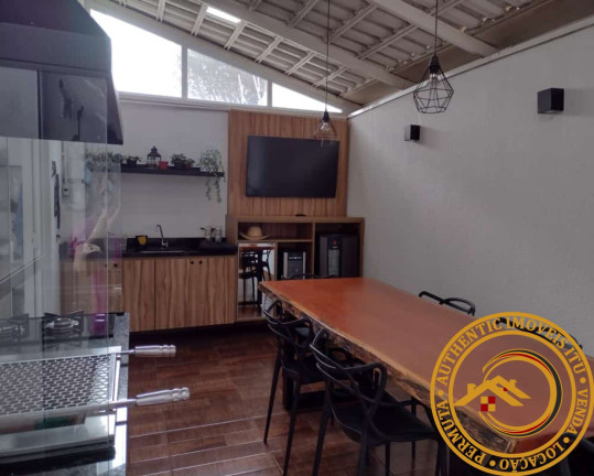Casa com 3 Quartos à Venda,  em Vila Cleto - Itu