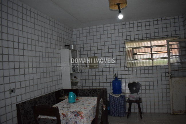 Imagem Casa com 6 Quartos à Venda, 225 m² em Região De Capivari - Campos Do Jordão