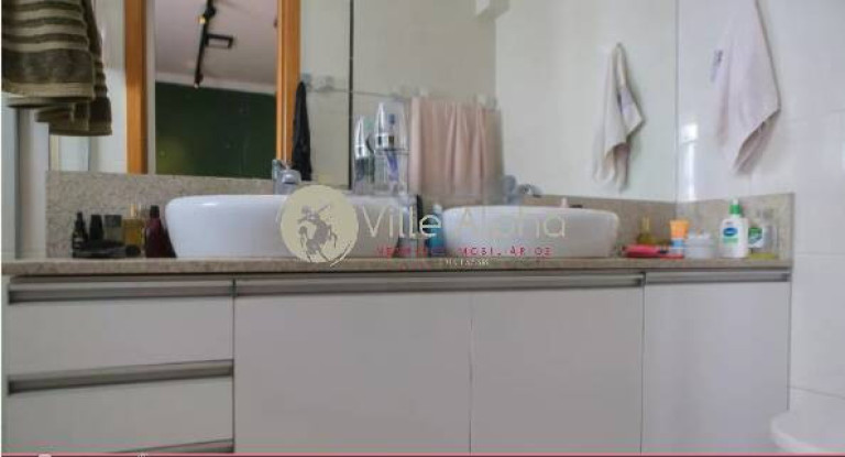 Imagem Apartamento com 3 Quartos à Venda, 180 m² em Pompeia - Santos
