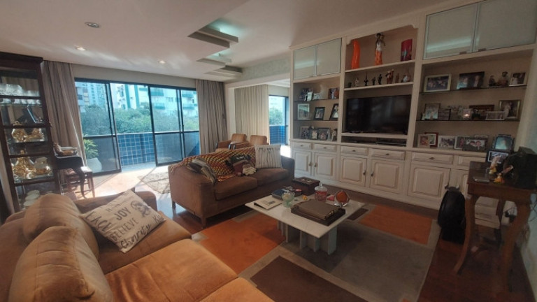 Imagem Apartamento com 3 Quartos à Venda, 219 m² em Gonzaga - Santos Imagem Apartamento com 3 Quartos à Venda, 219 m² em Gonzaga - Santos