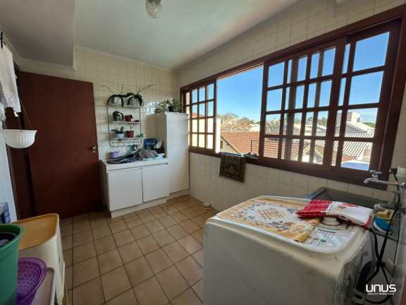 Imagem Casa com 3 Quartos à Venda, 390 m² em Bom Abrigo - Florianópolis Imagem Casa com 3 Quartos à Venda, 390 m² em Bom Abrigo - Florianópolis
