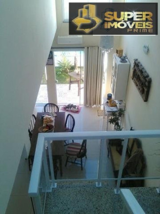 Imagem Casa com 3 Quartos à Venda, 221 m² em Laranjal - Pelotas Imagem Casa com 3 Quartos à Venda, 221 m² em Laranjal - Pelotas