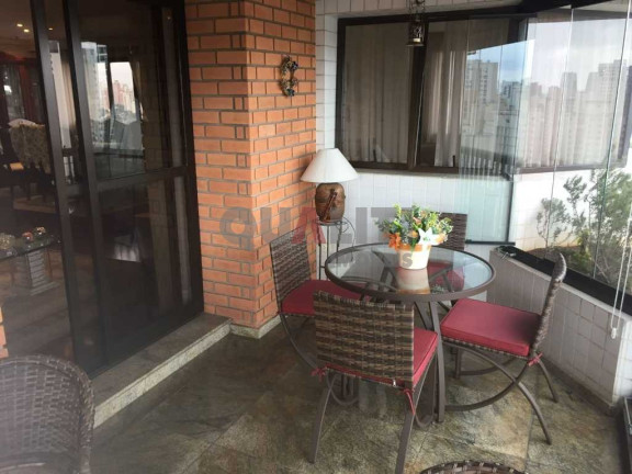 Imagem Apartamento com 4 Quartos à Venda, 200 m² em Moema - São Paulo