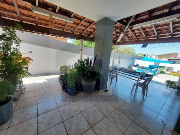 Imagem Sobrado com 3 Quartos à Venda, 270 m² em Centro - Botucatu