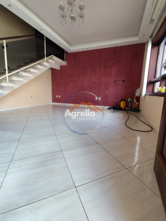 Imagem Casa com 3 Quartos à Venda, 450 m² em Jardim Rosa Cruz - Mogi Guaçu Imagem Casa com 3 Quartos à Venda, 450 m² em Jardim Rosa Cruz - Mogi Guaçu
