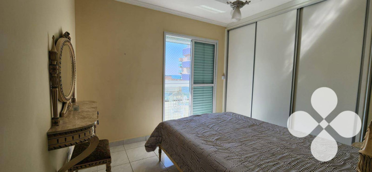 Imagem Imóvel com 2 Quartos à Venda, 70 m² em Vila Caiçara - Praia Grande Imagem Imóvel com 2 Quartos à Venda, 70 m² em Vila Caiçara - Praia Grande