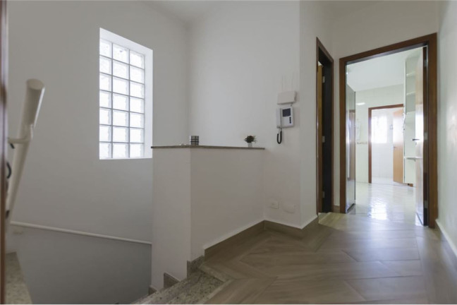 Imagem Casa com 3 Quartos à Venda, 270 m² em Cambuci - São Paulo Imagem Casa com 3 Quartos à Venda, 270 m² em Cambuci - São Paulo