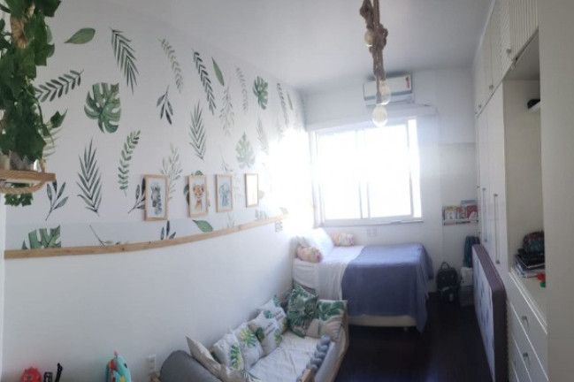 Imagem Cobertura com 5 Quartos à Venda, em Ipanema - Rio De Janeiro Imagem Cobertura com 5 Quartos à Venda, em Ipanema - Rio De Janeiro