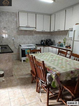 Imagem Casa com 6 Quartos à Venda, 184 m² em Vila Scarpelli - Santo André Imagem Casa com 6 Quartos à Venda, 184 m² em Vila Scarpelli - Santo André