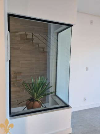 Imagem Sobrado com 2 Quartos à Venda, 110 m² em Sertão Do Maruim - São José Imagem Sobrado com 2 Quartos à Venda, 110 m² em Sertão Do Maruim - São José