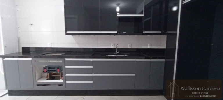 Imagem Sobrado com 2 Quartos à Venda, 72 m² em Santa Regina - Camboriú