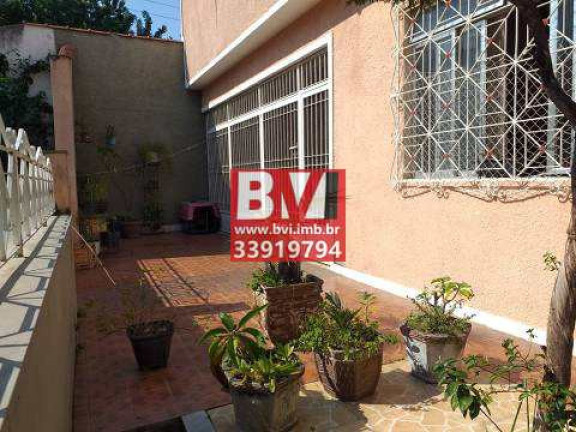 Imagem Casa com 3 Quartos à Venda, 116 m² em Vila Da Penha - Rio De Janeiro
