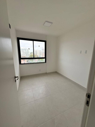 Imagem Apartamento com 3 Quartos para Alugar,  em Ilhéus