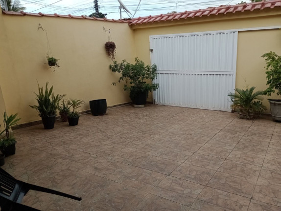 Casa com 2 Quartos à Venda, 161 m² em Jardim Samambaia - Praia Grande