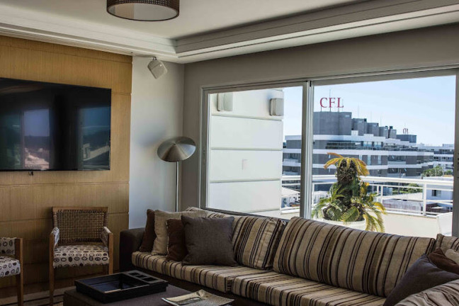 Imagem Cobertura com 3 Quartos para Temporada, 262 m² em Jurerê Internacional - Florianópolis Imagem Cobertura com 3 Quartos para Temporada, 262 m² em Jurerê Internacional - Florianópolis