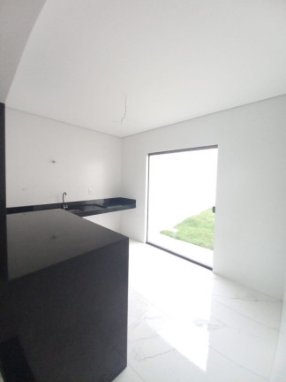 Imagem Imóvel com 3 Quartos à Venda, 98 m² em Santa Amélia - Belo Horizonte Imagem Imóvel com 3 Quartos à Venda, 98 m² em Santa Amélia - Belo Horizonte
