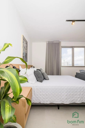 Imagem Apartamento com 1 Quarto à Venda, 32 m² em Centro Histórico - Porto Alegre Imagem Apartamento com 1 Quarto à Venda, 32 m² em Centro Histórico - Porto Alegre