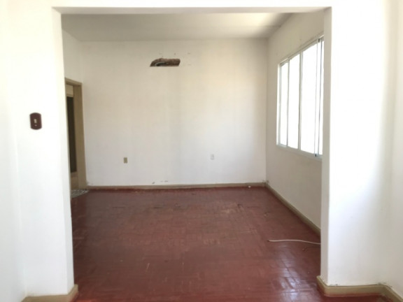 Imagem Casa com 5 Quartos à Venda, 240 m² em Vila Ipiranga - Porto Alegre Imagem Casa com 5 Quartos à Venda, 240 m² em Vila Ipiranga - Porto Alegre