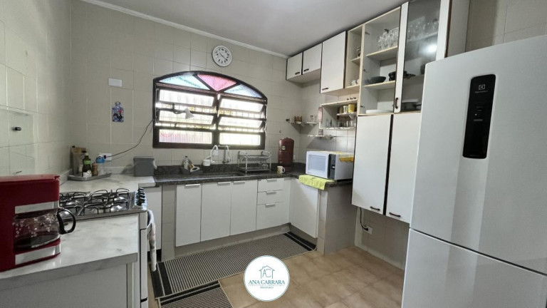 Imagem Sobrado com 5 Quartos à Venda, 203 m² em Vila Sao Paulo - Itanhaém