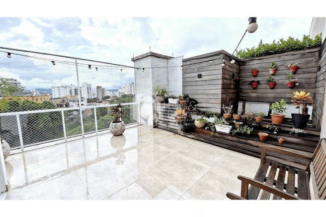 Imagem Imóvel com 3 Quartos à Venda, 185 m² em Vila Ipojuca - São Paulo Imagem Imóvel com 3 Quartos à Venda, 185 m² em Vila Ipojuca - São Paulo