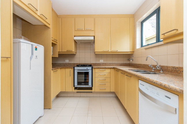 Imagem Casa com 3 Quartos à Venda, 220 m² em Moema - São Paulo Imagem Casa com 3 Quartos à Venda, 220 m² em Moema - São Paulo