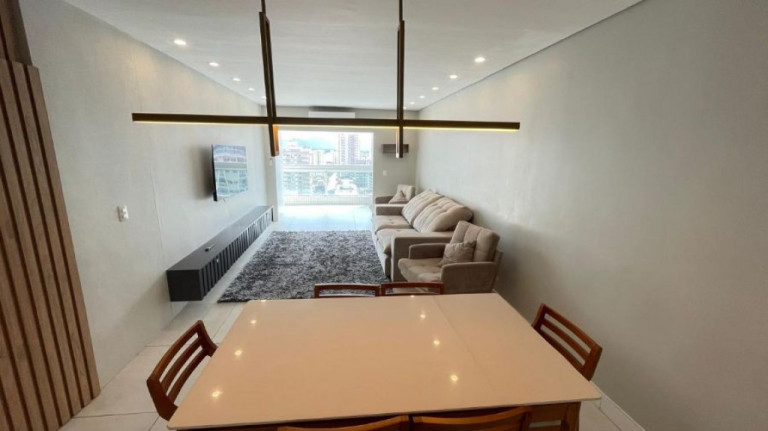 Apartamento com 3 Quartos para Alugar, 129 m² em Ocian - Praia Grande