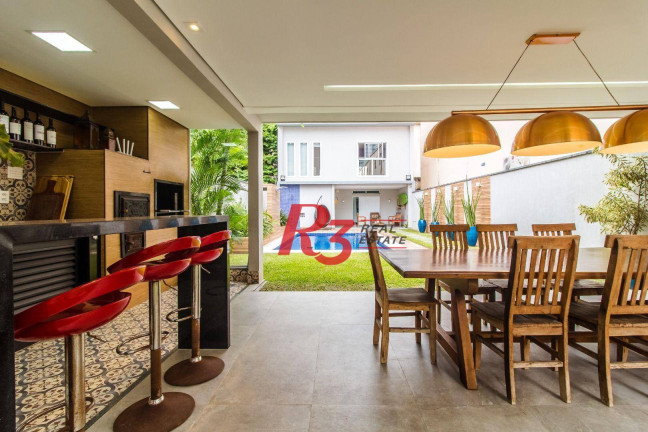 Imagem Sobrado com 3 Quartos à Venda, 343 m² em Gonzaga - Santos Imagem Sobrado com 3 Quartos à Venda, 343 m² em Gonzaga - Santos