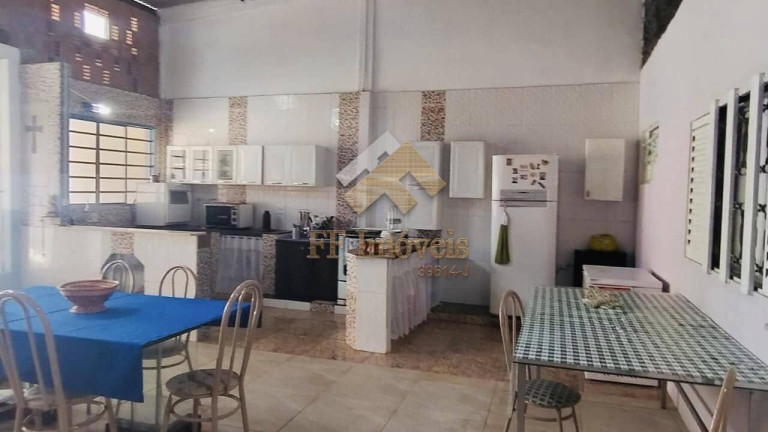Imagem Casa com 2 Quartos à Venda, 300 m² em Broa - Brotas