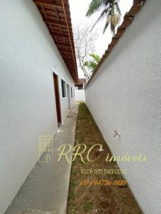 Imagem Casa com 2 Quartos à Venda, 76 m² em Indaiá - Bertioga