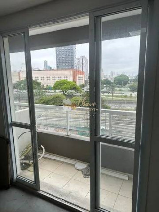 Sala Comercial à Venda, 33 m² em Burgo Paulista - São Paulo