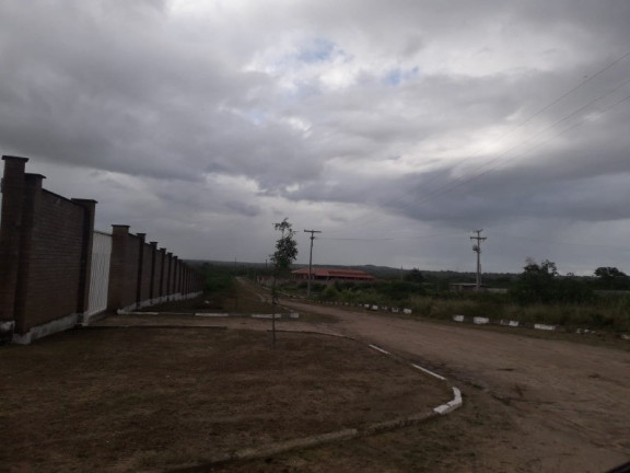Terreno à Venda, 1.300 m² em Tiquaruçu - Feira De Santana