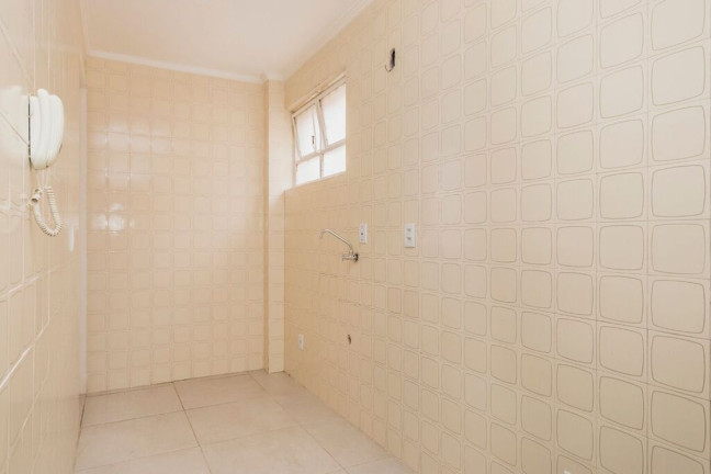 Imagem Imóvel com 1 Quarto à Venda, 42 m² em Centro Histórico - Porto Alegre Imagem Imóvel com 1 Quarto à Venda, 42 m² em Centro Histórico - Porto Alegre