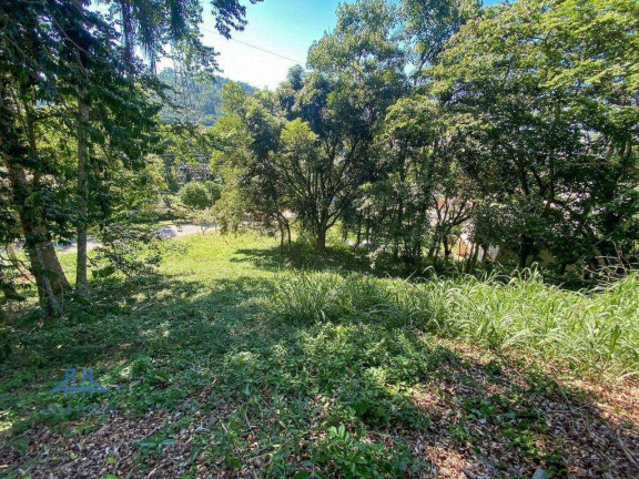 Imagem Terreno à Venda, 700 m² em Córrego Grande - Florianópolis Imagem Terreno à Venda, 700 m² em Córrego Grande - Florianópolis