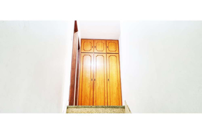 Imagem Casa com 4 Quartos à Venda, 129 m² em Jardim Das Acácias - São Paulo Imagem Casa com 4 Quartos à Venda, 129 m² em Jardim Das Acácias - São Paulo