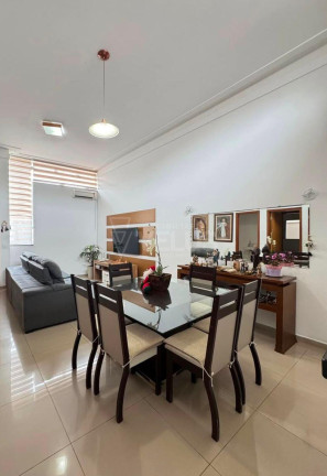 Imagem Casa com 2 Quartos à Venda, 141 m² em Vila Nastri Ii - Itapetininga