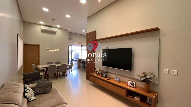 Imagem Casa com 3 Quartos à Venda, 178 m² em Condomínio Belvedere Ii - Cuiabá