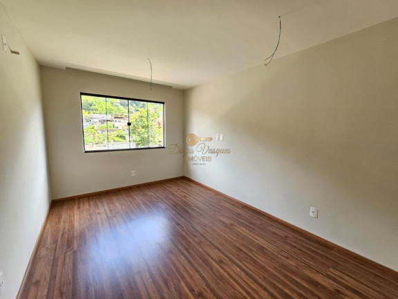 Imagem Casa com 3 Quartos à Venda, 116 m² em Nossa Senhora De Fátima - Teresópolis
