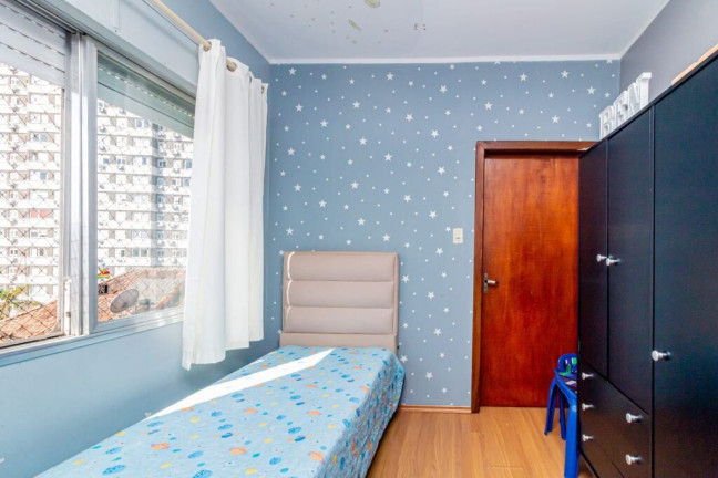Imagem Apartamento com 3 Quartos à Venda, 65 m² em São João - Porto Alegre