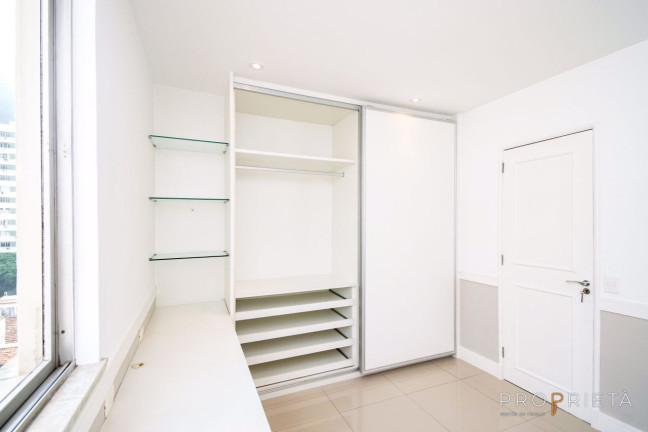 Imagem Apartamento com 2 Quartos à Venda, em Humaitá - Rio De Janeiro Imagem Apartamento com 2 Quartos à Venda, em Humaitá - Rio De Janeiro