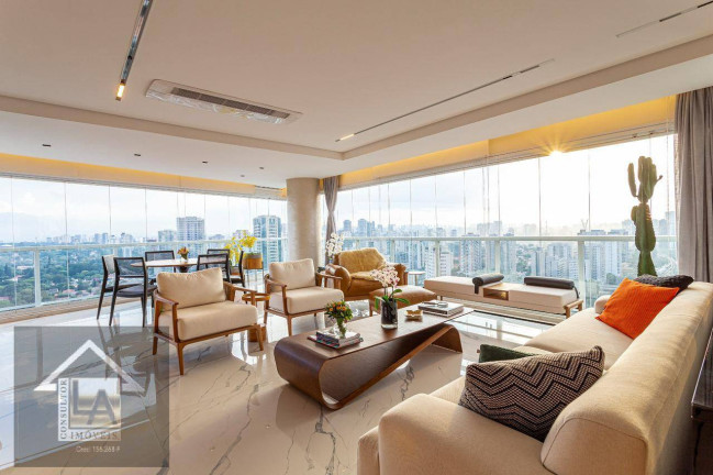 Apartamento com 4 Quartos à Venda, 200 m² em Campo Belo - São Paulo