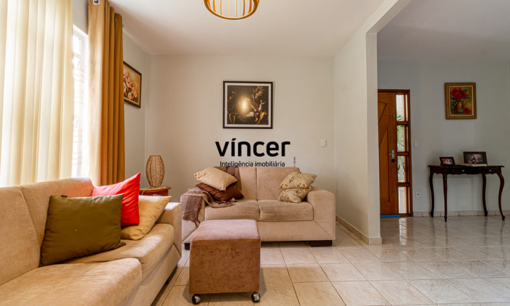 Foto do imóvel Casa com 3 Quartos à Venda, 218 m² em Jardim América - Goiânia