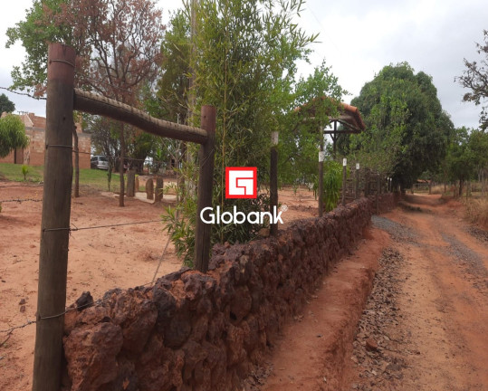 Imagem Imóvel com 2 Quartos à Venda, 2.750 m² em Bocaiuva - Montes Claros