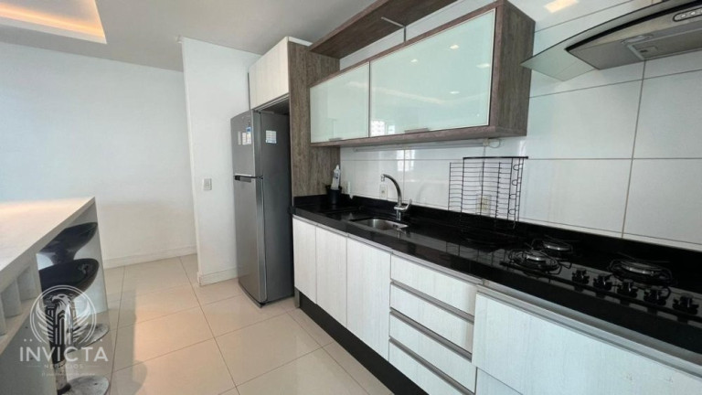Imagem Apartamento com 3 Quartos à Venda, 110 m² em Centro - Balneário Camboriú Imagem Apartamento com 3 Quartos à Venda, 110 m² em Centro - Balneário Camboriú