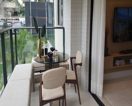 Imagem Imóvel com 2 Quartos à Venda, 74 m² em Barra Da Tijuca - Rio De Janeiro Imagem Imóvel com 2 Quartos à Venda, 74 m² em Barra Da Tijuca - Rio De Janeiro