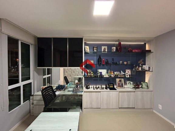 Foto do imóvel Apartamento com 4 Quartos à Venda, 178 m² em Guararapes - Fortaleza