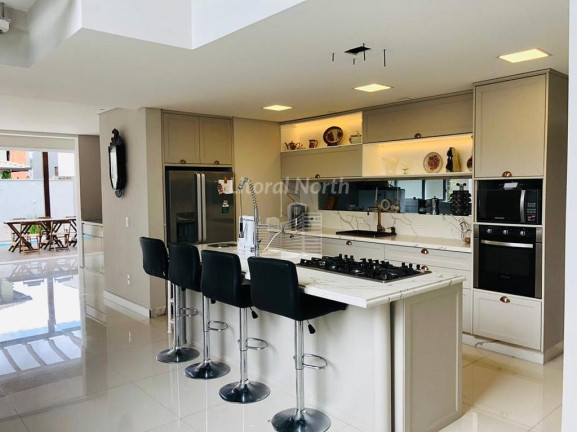 Imagem Casa de Condomínio com 4 Quartos à Venda, 286 m² em Santa Regina - Camboriú Imagem Casa de Condomínio com 4 Quartos à Venda, 286 m² em Santa Regina - Camboriú