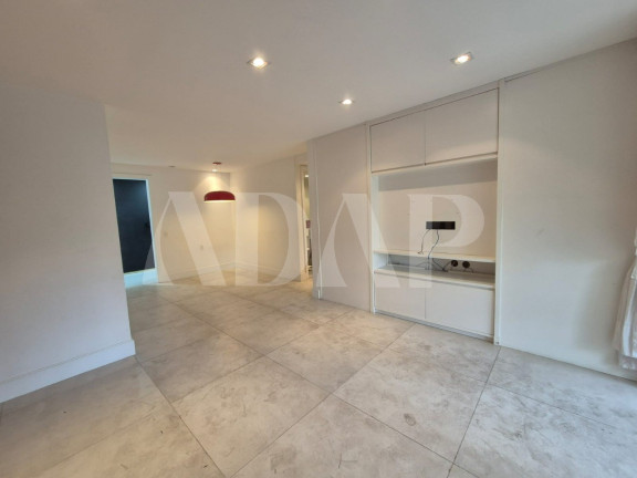 Imagem Imóvel com 3 Quartos à Venda, 110 m² em Barra Da Tijuca - Rio De Janeiro Imagem Imóvel com 3 Quartos à Venda, 110 m² em Barra Da Tijuca - Rio De Janeiro