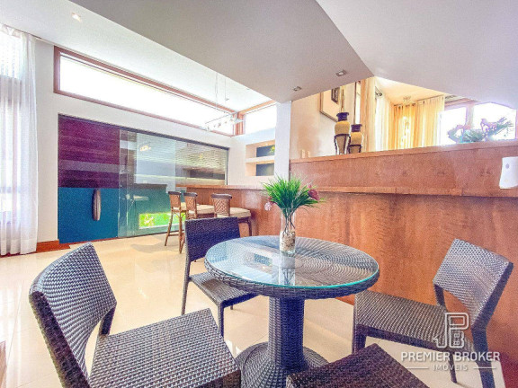Imagem Casa com 5 Quartos à Venda, 780 m² em Quebra Frascos - Teresópolis Imagem Casa com 5 Quartos à Venda, 780 m² em Quebra Frascos - Teresópolis
